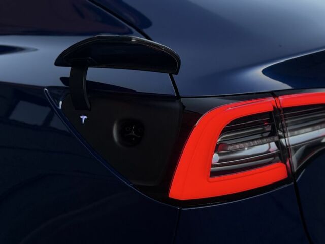Синій Тесла Модель 3, об'ємом двигуна 0 л та пробігом 104 тис. км за 18500 $, фото 15 на Automoto.ua