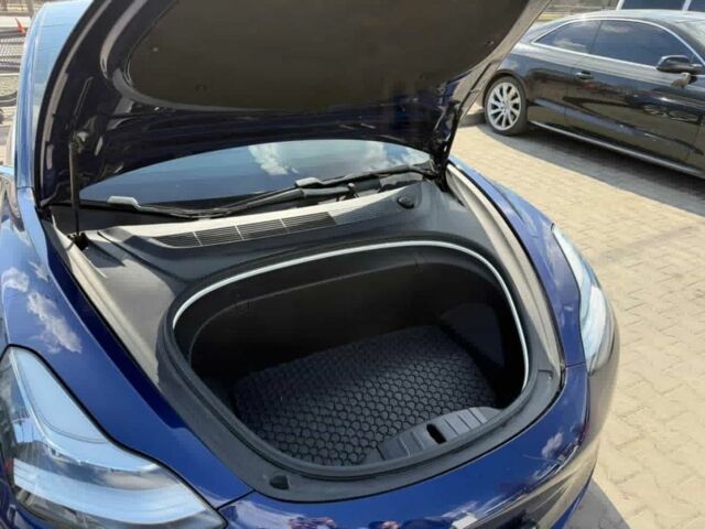 Синій Тесла Модель 3, об'ємом двигуна 0 л та пробігом 116 тис. км за 17800 $, фото 5 на Automoto.ua