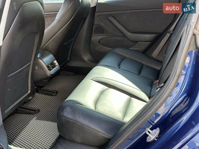 Синій Тесла Модель 3, об'ємом двигуна 0 л та пробігом 104 тис. км за 17990 $, фото 14 на Automoto.ua