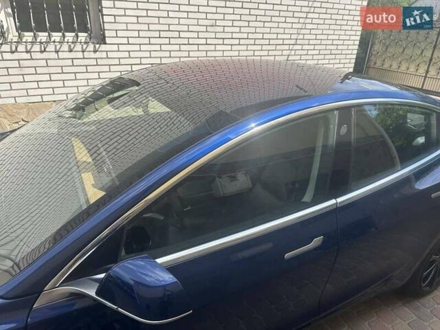 Синий Тесла Модель 3, объемом двигателя 0 л и пробегом 69 тыс. км за 19320 $, фото 14 на Automoto.ua