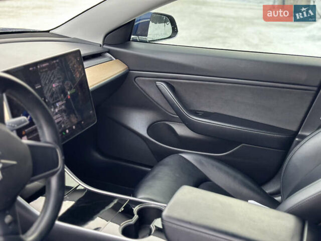 Синий Тесла Модель 3, объемом двигателя 0 л и пробегом 145 тыс. км за 14500 $, фото 8 на Automoto.ua