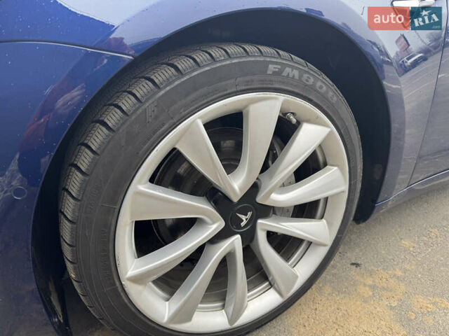 Синий Тесла Модель 3, объемом двигателя 0 л и пробегом 136 тыс. км за 17800 $, фото 12 на Automoto.ua