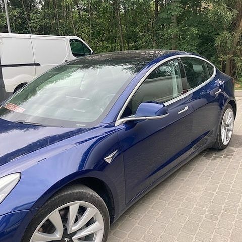 Синий Тесла Модель 3, объемом двигателя 0 л и пробегом 143 тыс. км за 15300 $, фото 2 на Automoto.ua