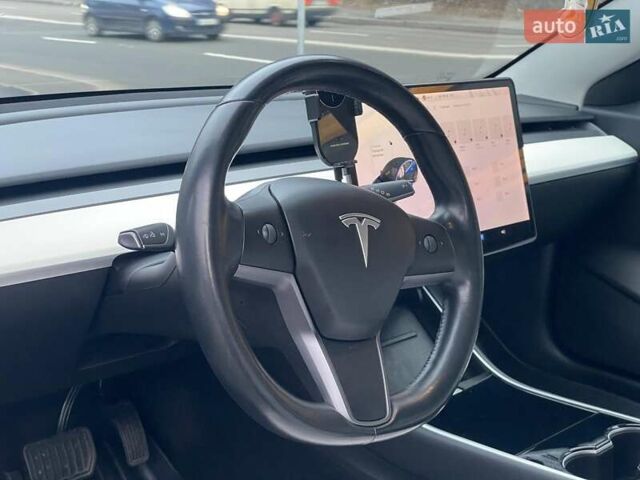 Синий Тесла Модель 3, объемом двигателя 0 л и пробегом 100 тыс. км за 16490 $, фото 12 на Automoto.ua