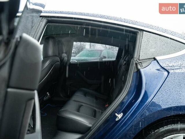 Синий Тесла Модель 3, объемом двигателя 0 л и пробегом 79 тыс. км за 18900 $, фото 28 на Automoto.ua