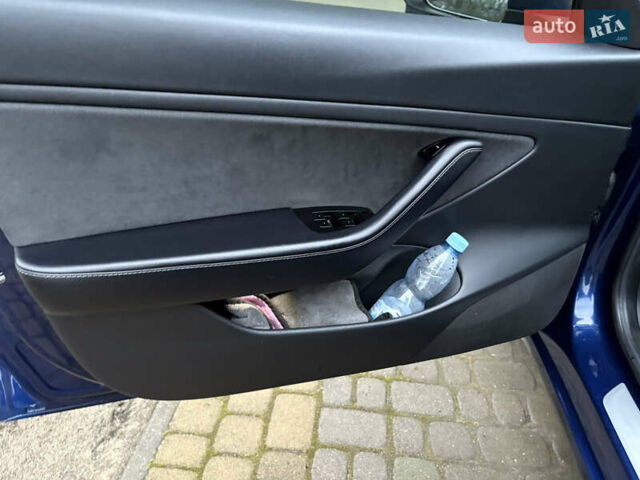 Синій Тесла Модель 3, об'ємом двигуна 0 л та пробігом 158 тис. км за 16000 $, фото 28 на Automoto.ua