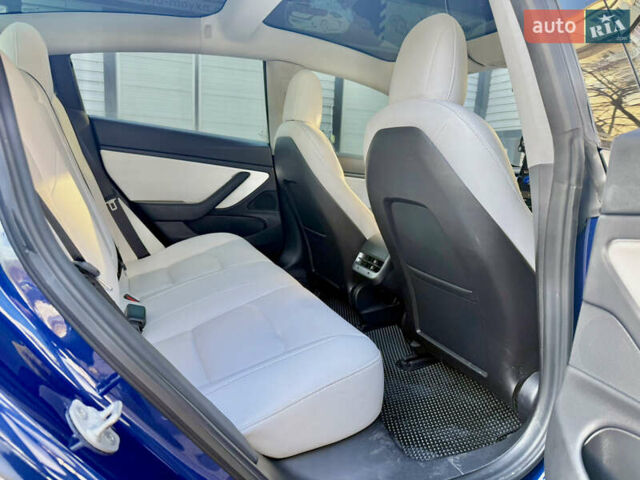 Синий Тесла Модель 3, объемом двигателя 0 л и пробегом 92 тыс. км за 15500 $, фото 11 на Automoto.ua