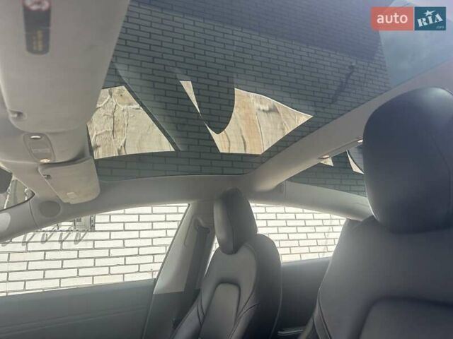 Синий Тесла Модель 3, объемом двигателя 0 л и пробегом 69 тыс. км за 19320 $, фото 7 на Automoto.ua