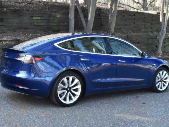 Синий Тесла Модель 3, объемом двигателя 0 л и пробегом 40 тыс. км за 8900 $, фото 6 на Automoto.ua