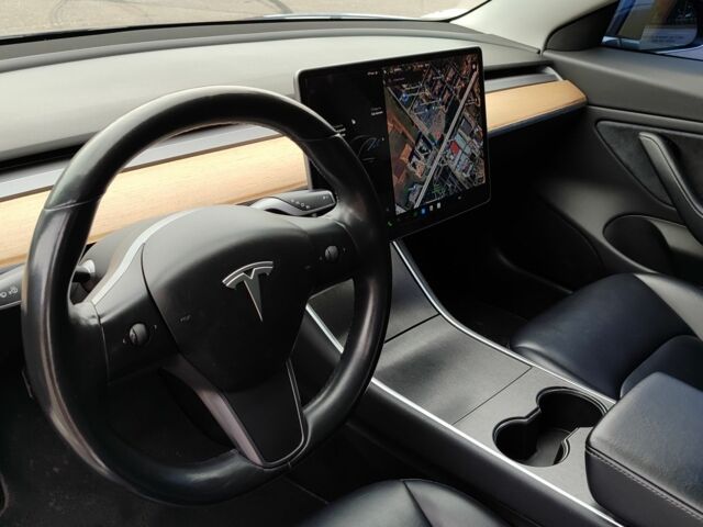 Синій Тесла Модель 3, об'ємом двигуна 0 л та пробігом 162 тис. км за 16700 $, фото 5 на Automoto.ua