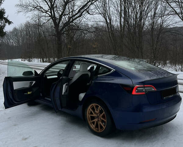 Синій Тесла Модель 3, об'ємом двигуна 0 л та пробігом 90 тис. км за 17800 $, фото 9 на Automoto.ua