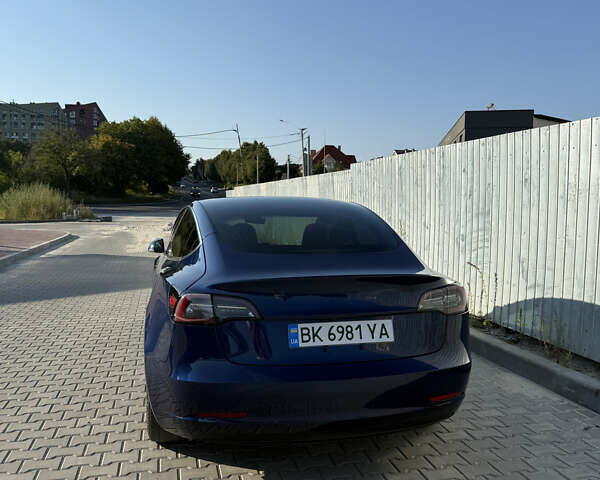 Синій Тесла Модель 3, об'ємом двигуна 0 л та пробігом 65 тис. км за 18000 $, фото 2 на Automoto.ua