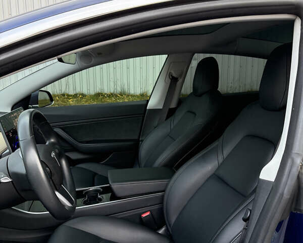 Синий Тесла Модель 3, объемом двигателя 0 л и пробегом 103 тыс. км за 18500 $, фото 6 на Automoto.ua