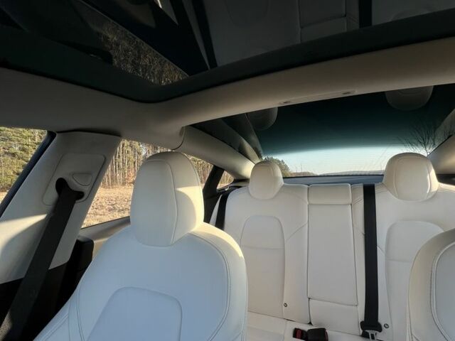 Синий Тесла Модель 3, объемом двигателя 0 л и пробегом 92 тыс. км за 17200 $, фото 3 на Automoto.ua