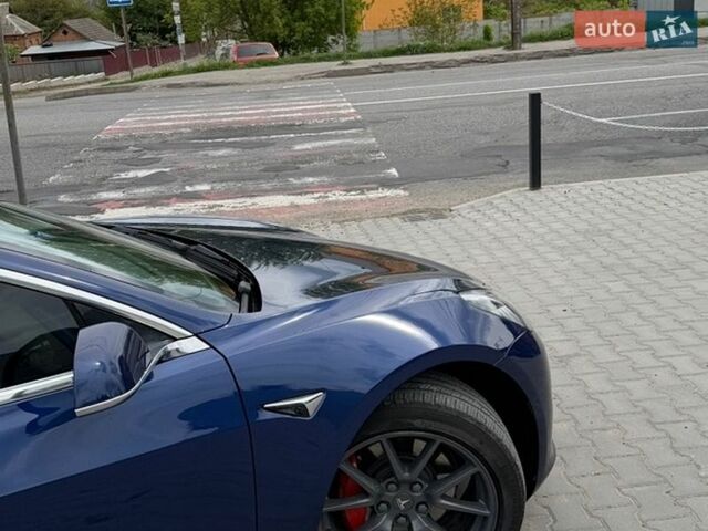 Синій Тесла Модель 3, об'ємом двигуна 0 л та пробігом 261 тис. км за 15500 $, фото 26 на Automoto.ua