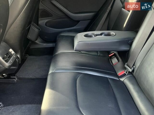 Синий Тесла Модель 3, объемом двигателя 0 л и пробегом 145 тыс. км за 15500 $, фото 11 на Automoto.ua