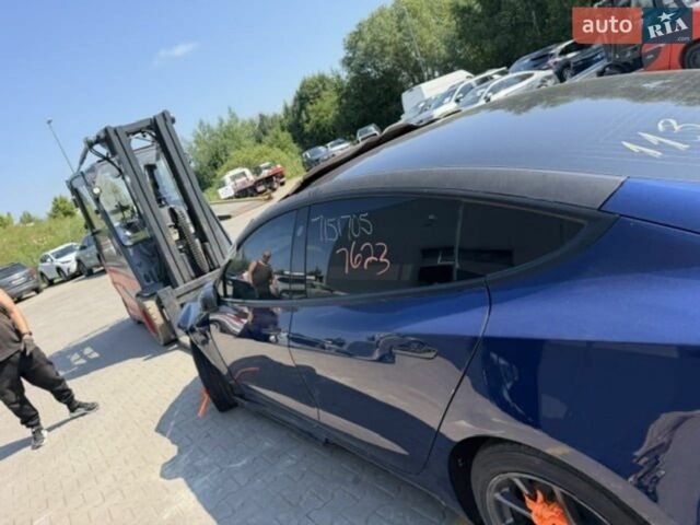 Синій Тесла Модель 3, об'ємом двигуна 0 л та пробігом 80 тис. км за 14500 $, фото 12 на Automoto.ua