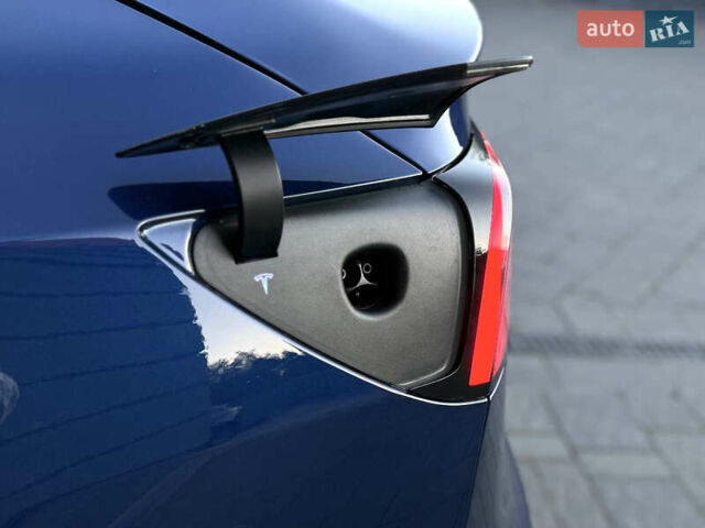 Синій Тесла Модель 3, об'ємом двигуна 0 л та пробігом 104 тис. км за 17990 $, фото 73 на Automoto.ua