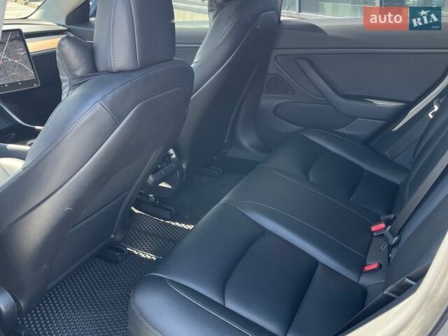 Синий Тесла Модель 3, объемом двигателя 0 л и пробегом 100 тыс. км за 17500 $, фото 7 на Automoto.ua