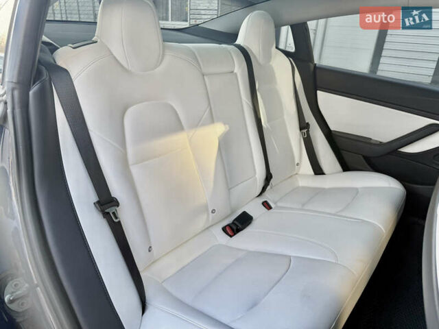 Синий Тесла Модель 3, объемом двигателя 0 л и пробегом 92 тыс. км за 15500 $, фото 12 на Automoto.ua