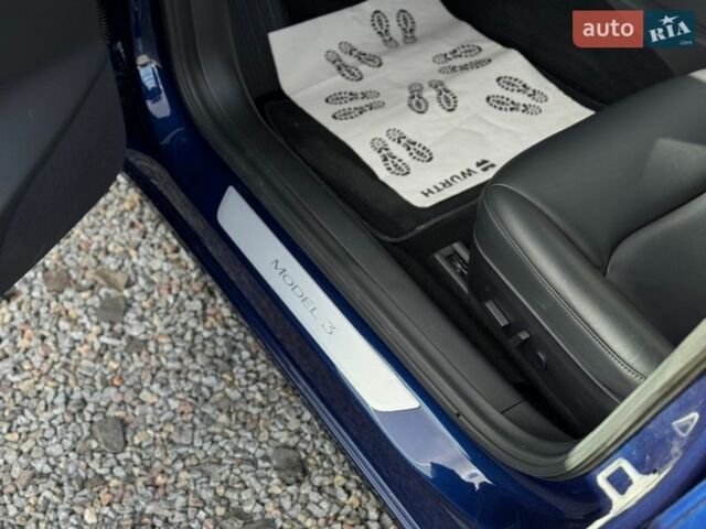 Синий Тесла Модель 3, объемом двигателя 0 л и пробегом 103 тыс. км за 15900 $, фото 31 на Automoto.ua