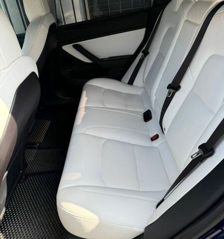 Синий Тесла Модель 3, объемом двигателя 0 л и пробегом 80 тыс. км за 19700 $, фото 11 на Automoto.ua