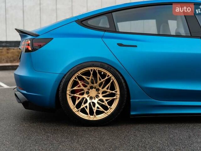 Синий Тесла Модель 3, объемом двигателя 0 л и пробегом 97 тыс. км за 40000 $, фото 23 на Automoto.ua