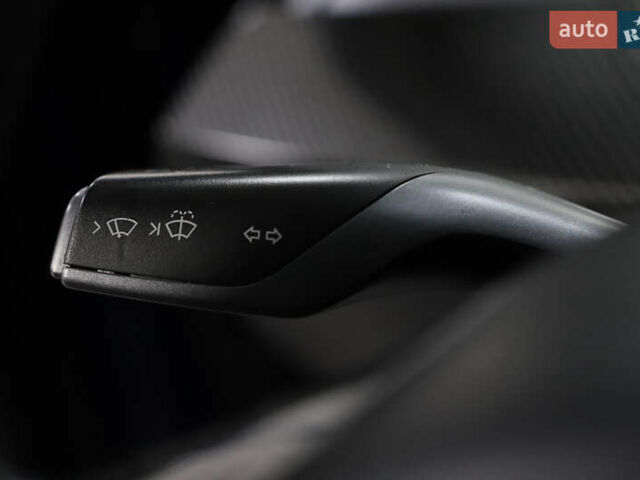 Синій Тесла Модель 3, об'ємом двигуна 0 л та пробігом 144 тис. км за 14400 $, фото 71 на Automoto.ua