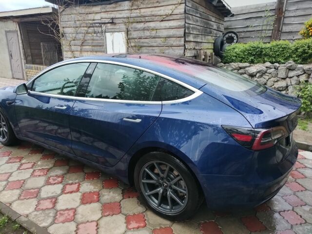 Синий Тесла Модель 3, объемом двигателя 0 л и пробегом 146 тыс. км за 369 $, фото 1 на Automoto.ua
