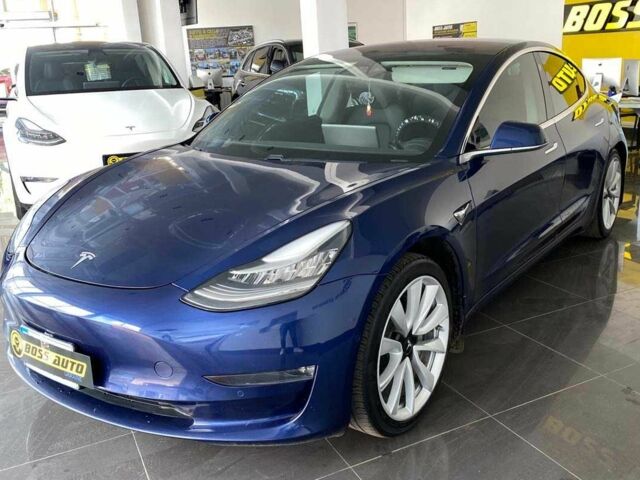 Синий Тесла Модель 3, объемом двигателя 0 л и пробегом 48 тыс. км за 18900 $, фото 2 на Automoto.ua