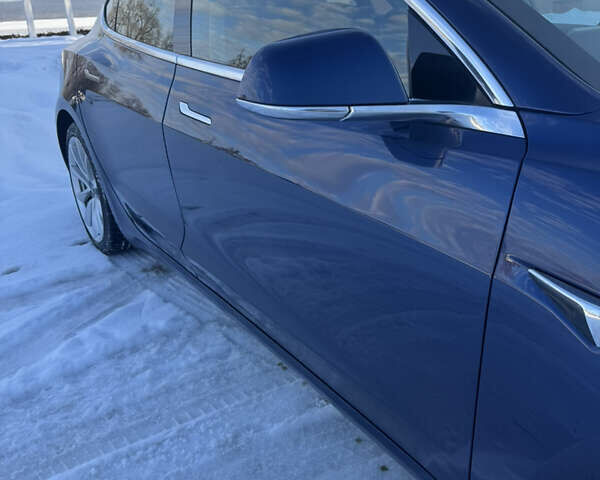 Синий Тесла Модель 3, объемом двигателя 0 л и пробегом 146 тыс. км за 15999 $, фото 32 на Automoto.ua