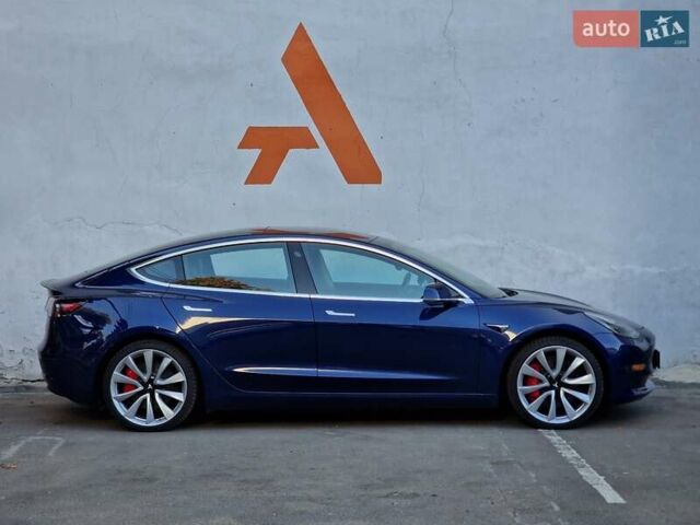 Синий Тесла Модель 3, объемом двигателя 0 л и пробегом 98 тыс. км за 19990 $, фото 23 на Automoto.ua