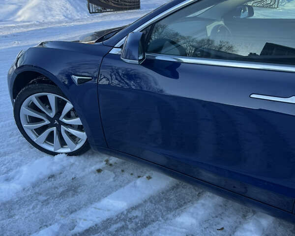 Синий Тесла Модель 3, объемом двигателя 0 л и пробегом 146 тыс. км за 15999 $, фото 39 на Automoto.ua