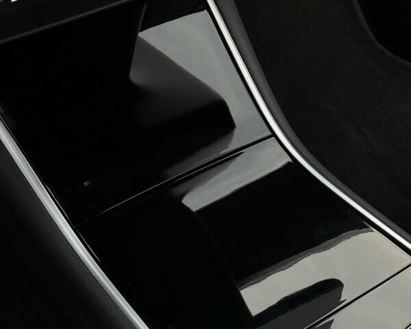 Синій Тесла Модель 3, об'ємом двигуна 0 л та пробігом 111 тис. км за 15000 $, фото 23 на Automoto.ua