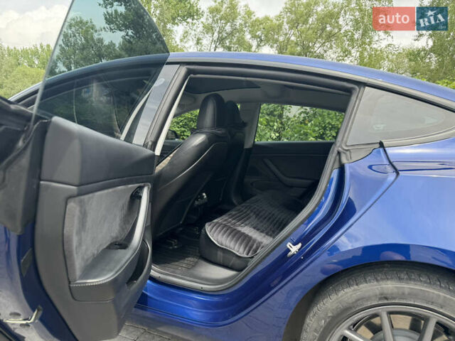 Синій Тесла Модель 3, об'ємом двигуна 0 л та пробігом 70 тис. км за 24000 $, фото 10 на Automoto.ua