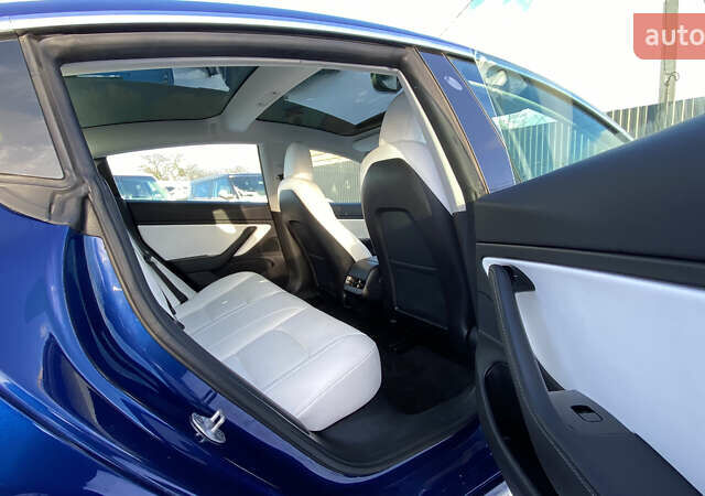 Синий Тесла Модель 3, объемом двигателя 0 л и пробегом 155 тыс. км за 17800 $, фото 60 на Automoto.ua