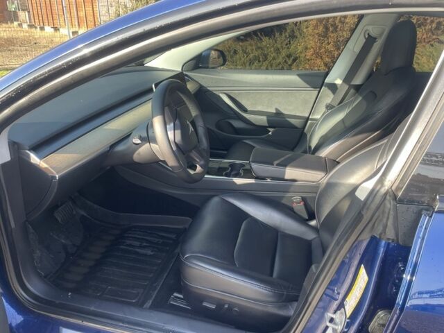 Синій Тесла Модель 3, об'ємом двигуна 0 л та пробігом 83 тис. км за 361 $, фото 6 на Automoto.ua