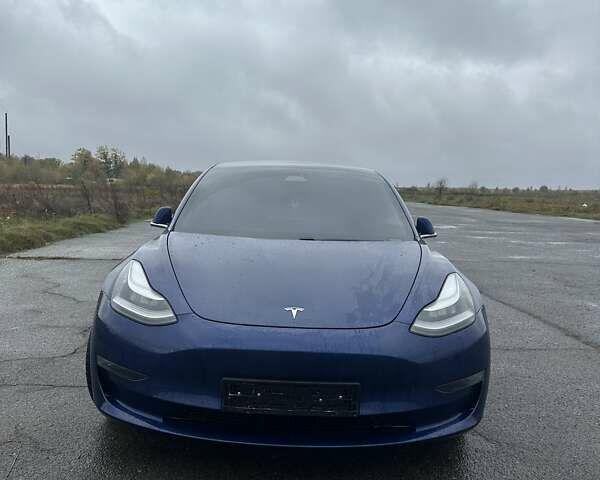 Синий Тесла Модель 3, объемом двигателя 0 л и пробегом 163 тыс. км за 22500 $, фото 1 на Automoto.ua