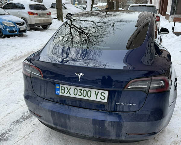 Синий Тесла Модель 3, объемом двигателя 0 л и пробегом 121 тыс. км за 19800 $, фото 3 на Automoto.ua