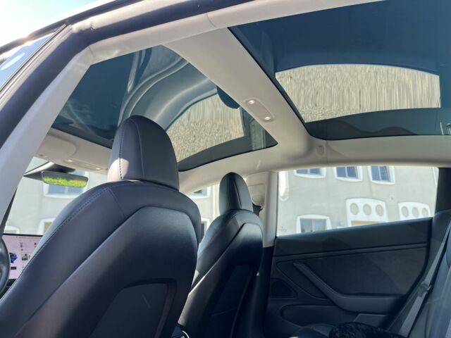 Синий Тесла Модель 3, объемом двигателя 0 л и пробегом 72 тыс. км за 16000 $, фото 6 на Automoto.ua