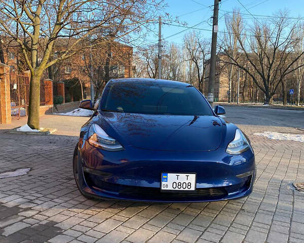 Синій Тесла Модель 3, об'ємом двигуна 0 л та пробігом 111 тис. км за 17000 $, фото 1 на Automoto.ua