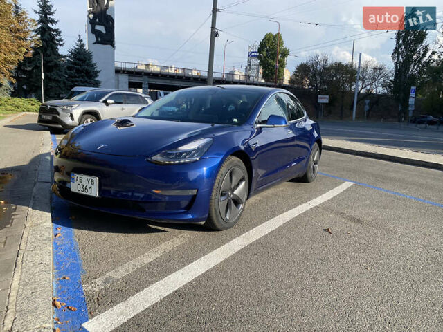 Тесла Модель 3 2019 в Днепре (Днепропетровске) на Automoto.ua Синий Тесла Модель 3, объемом двигателя 0 л и пробегом 95 тыс. км за 18300 $, фото 3 на Automoto.ua