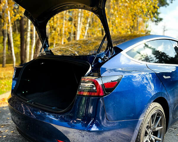 Синий Тесла Модель 3, объемом двигателя 0 л и пробегом 160 тыс. км за 16999 $, фото 7 на Automoto.ua