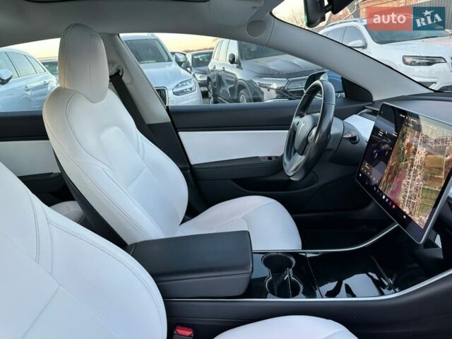 Синий Тесла Модель 3, объемом двигателя 0 л и пробегом 155 тыс. км за 17800 $, фото 51 на Automoto.ua