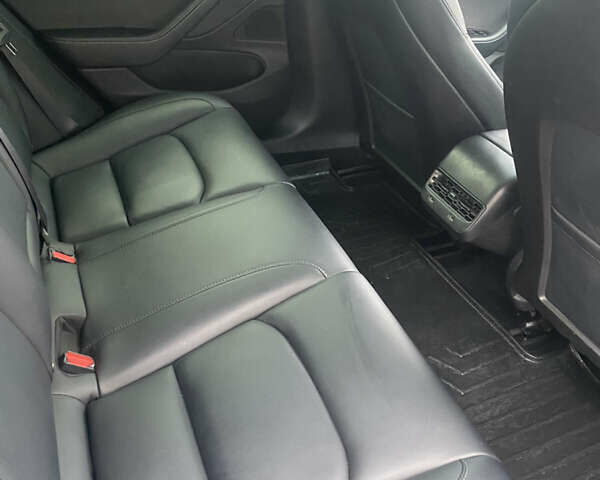 Синий Тесла Модель 3, объемом двигателя 0 л и пробегом 136 тыс. км за 14600 $, фото 11 на Automoto.ua