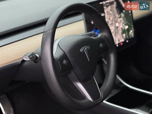 Синий Тесла Модель 3, объемом двигателя 0 л и пробегом 114 тыс. км за 19500 $, фото 14 на Automoto.ua