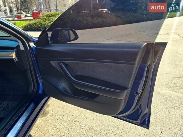 Синій Тесла Модель 3, об'ємом двигуна 0 л та пробігом 76 тис. км за 16700 $, фото 21 на Automoto.ua