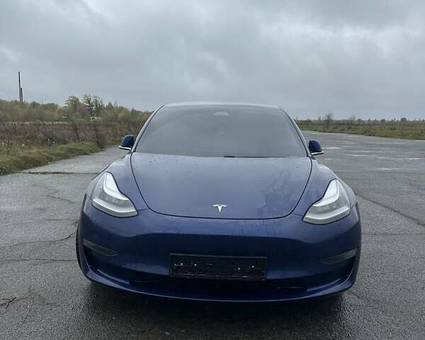 Синий Тесла Модель 3, объемом двигателя 0 л и пробегом 163 тыс. км за 22500 $, фото 4 на Automoto.ua