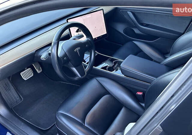 Синій Тесла Модель 3, об'ємом двигуна 0 л та пробігом 190 тис. км за 17500 $, фото 19 на Automoto.ua