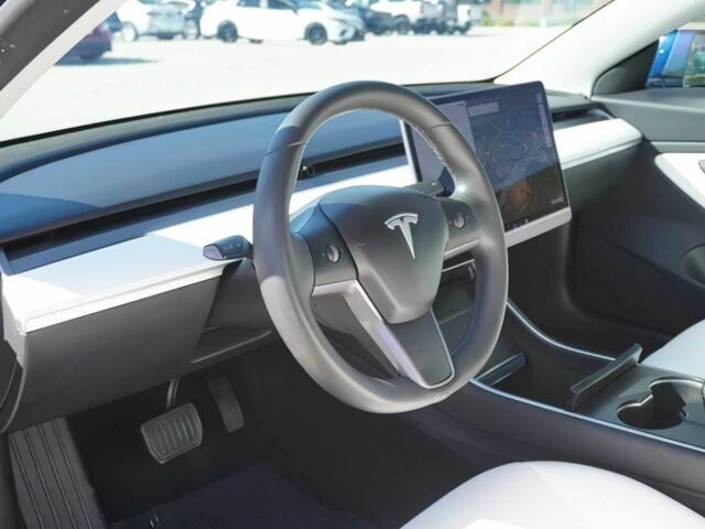 Синій Тесла Модель 3, об'ємом двигуна 0 л та пробігом 35 тис. км за 7828 $, фото 7 на Automoto.ua